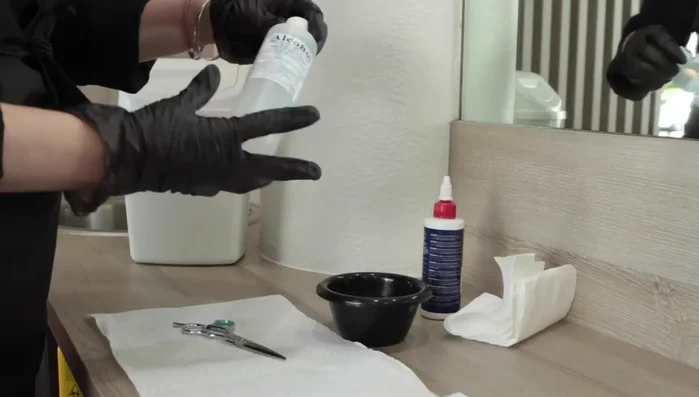 Prepare your cleaning solution. Pour alcohol-based solution into a bowl.