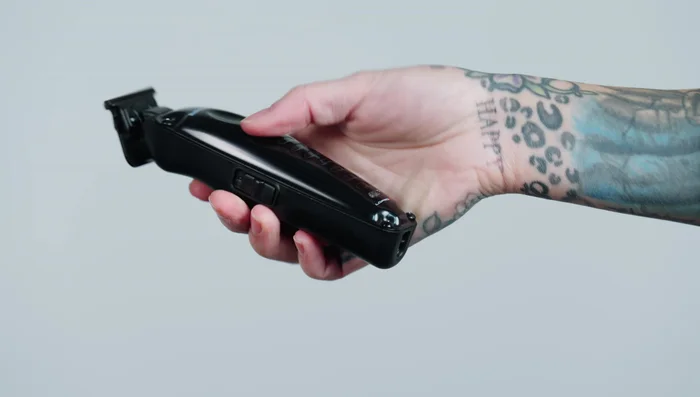 Lithium FX+ trimmer with T-blade