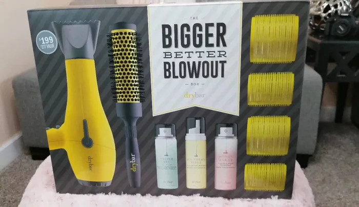 Drybar Buttercup blow-dryer set