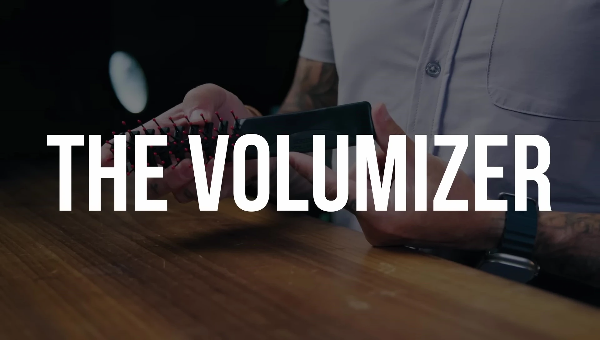 Volumizer brush for hair volume