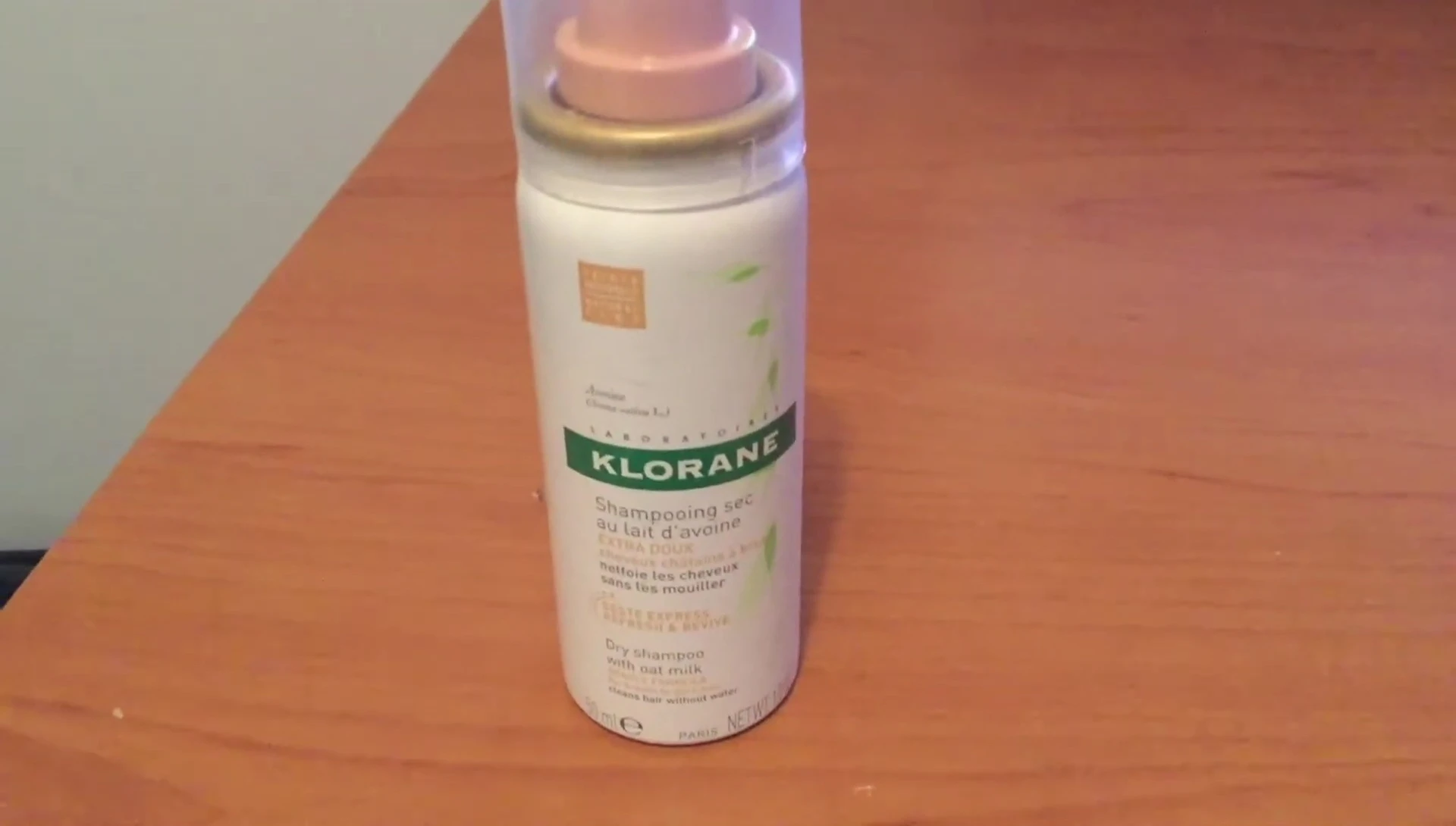 Image highlighting the product's natural and plant-based ingredients.