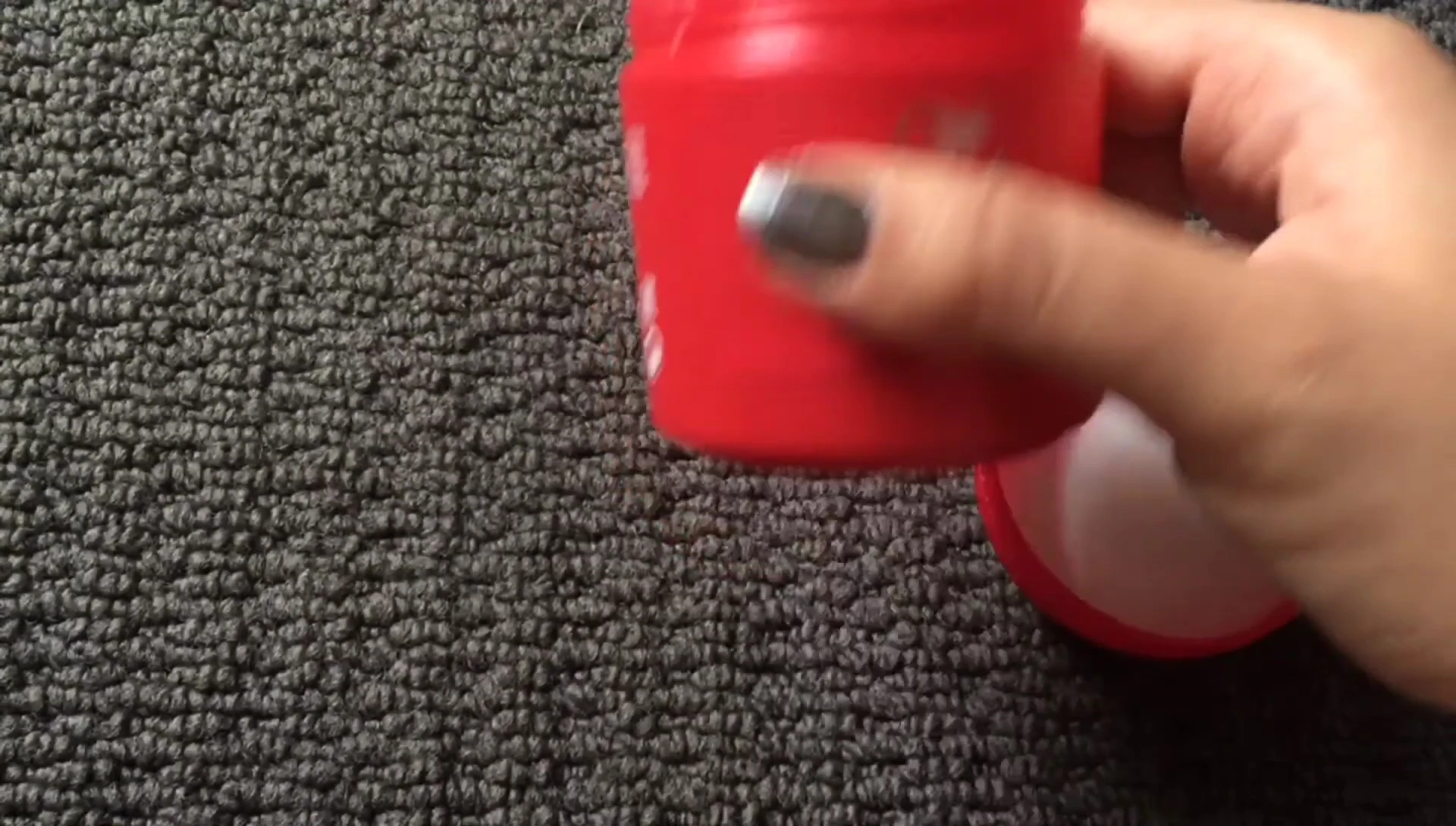 The speaker showing the amount of product remaining in the tube after a month of use.