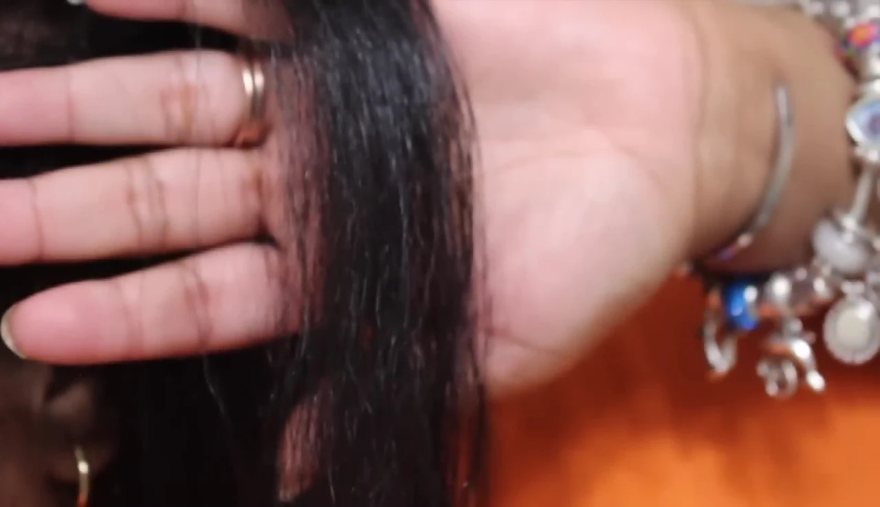 Comparison of hair straightened at 300° and 370°