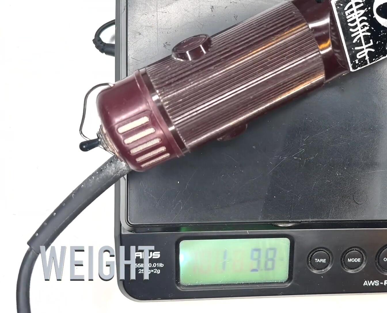 Weighing the corded Oster Classic 76.