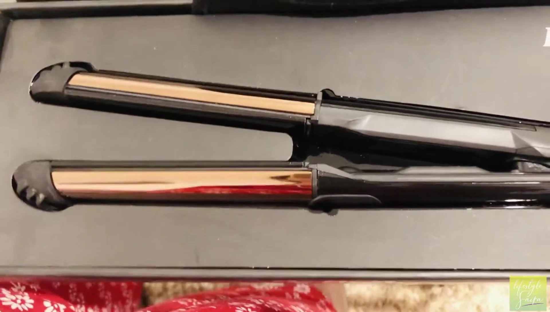 Close-up of the straightener showing the metallic plates.