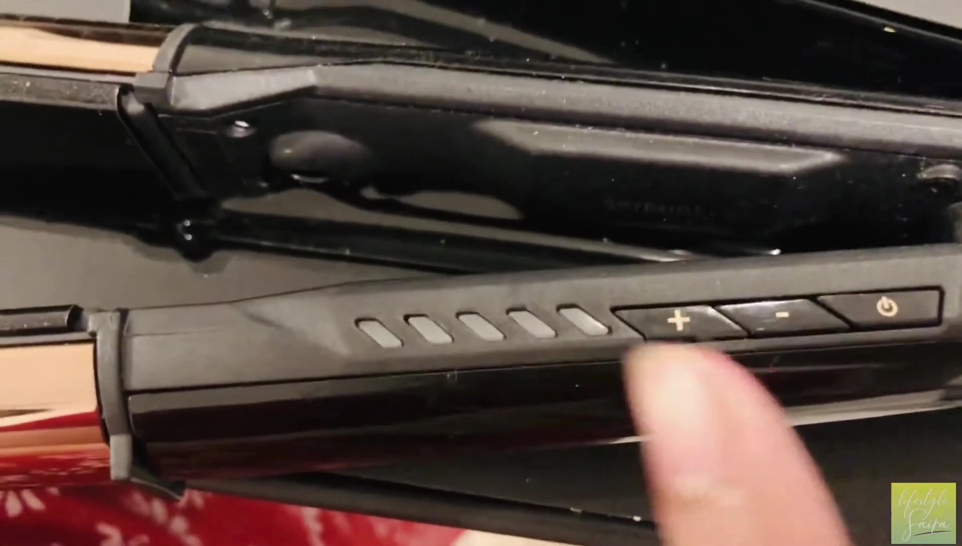 Close up of the temperature controls.