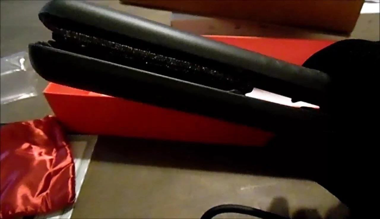 The flat iron showing its features