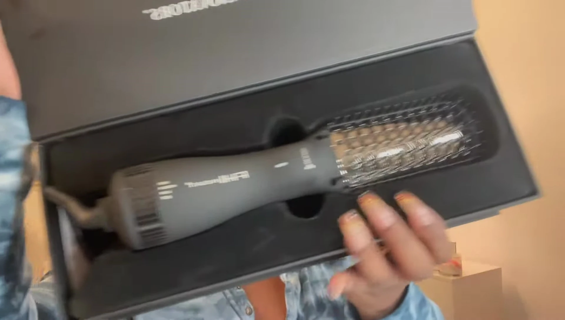 The FHI Polisher Pro in its packaging.