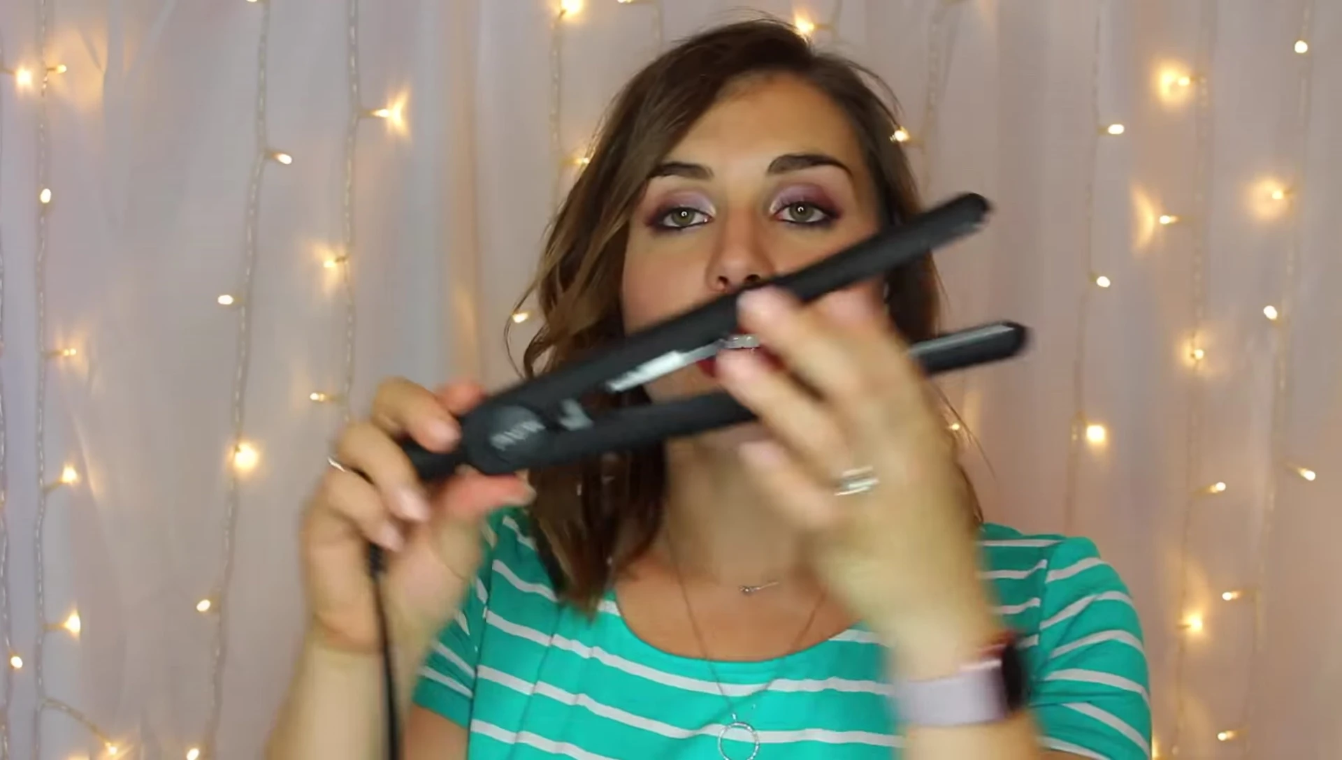 Close-up of the straightener
