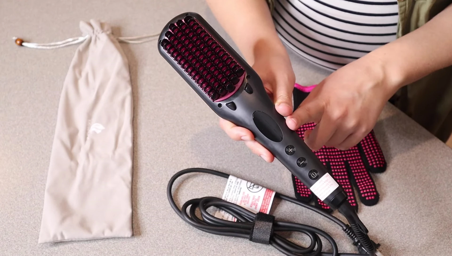 Demonstrating the temperature lock function.